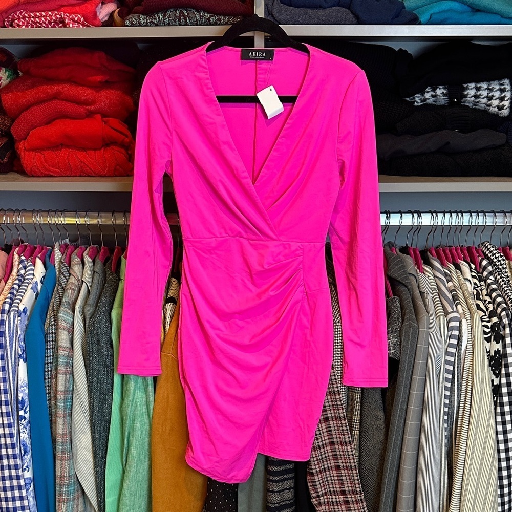 Akira hot pink long sleeve v neck dress size S NWT